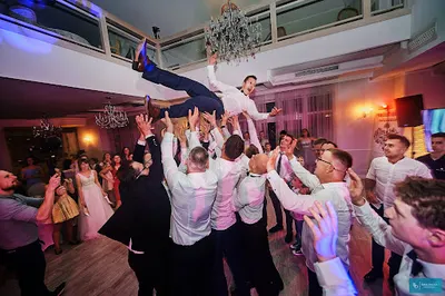 Prezenterzy Szczecin - oryginalne wesele z humorem i klasą